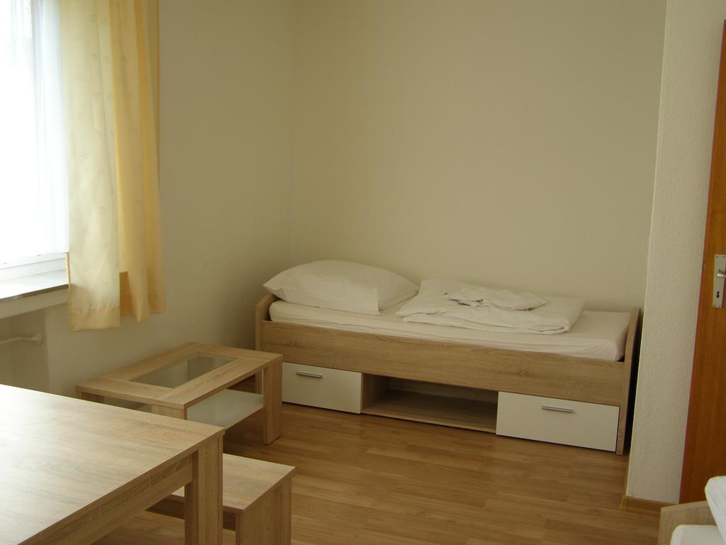 Apartment Bexor D19 Hannover Buitenkant foto