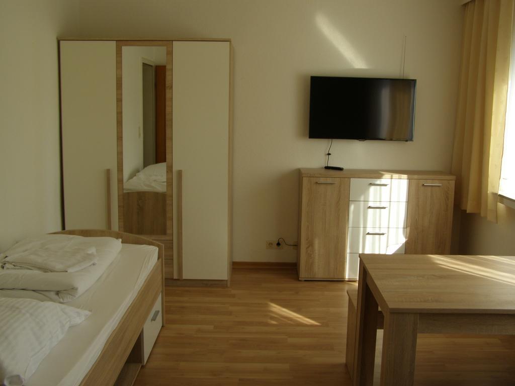 Apartment Bexor D19 Hannover Buitenkant foto